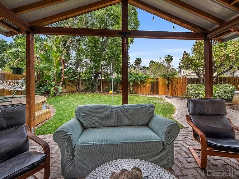 11205 Candleberry Ct — Photo 37