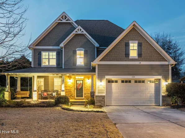 128 Little Bay Drive, Cedar Point, NC 28584