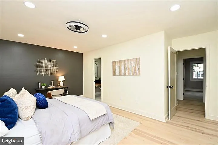 4702 Forestdale Dr — Photo 23
