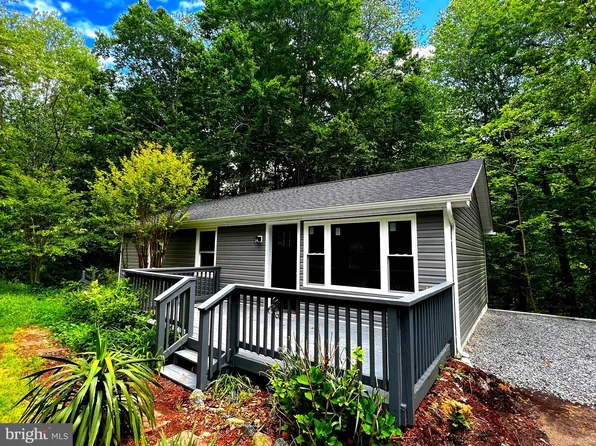 219 Helena Dr, Prince Frederick, MD 20678