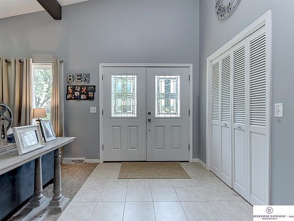 4th image of 12468 Woodcrest Dr