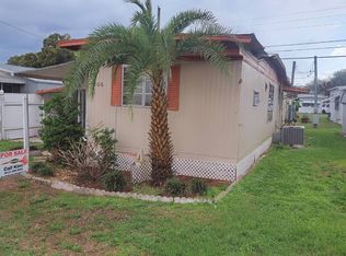 206 3rd St, Brandon, FL 33511