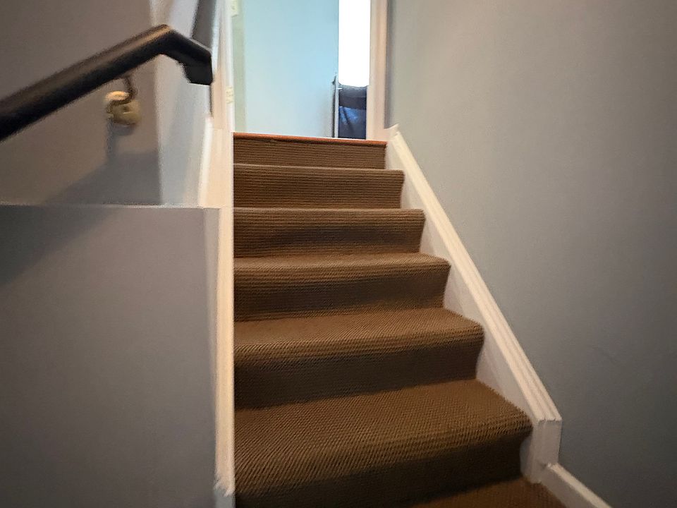 1st image of 42647 Harris St