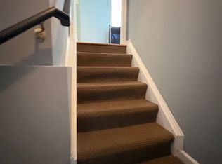 42647 Harris St, Chantilly, VA 20152