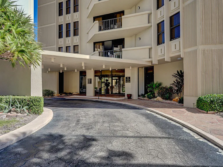 2800 N Ocean Dr #A — Photo 54