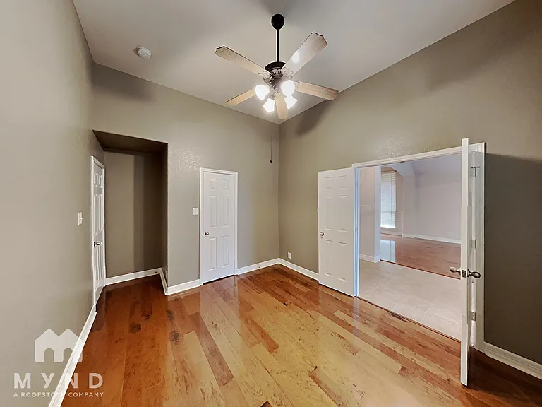 23307 Treemont Park — Photo 16