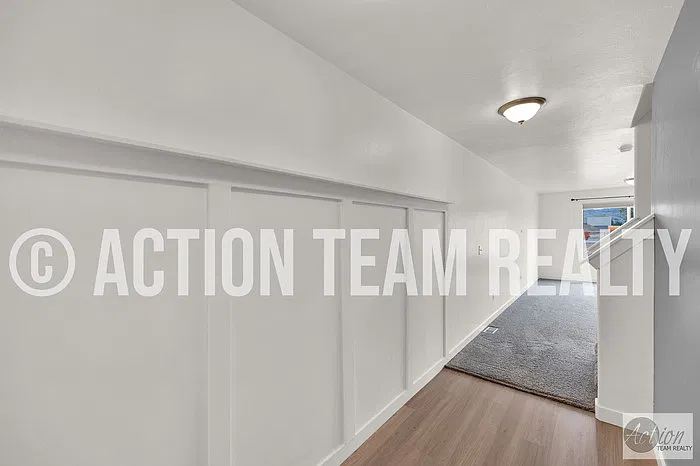 4 bed, 3.0 bath, 2025 sqft, $2,375 — Photo 3