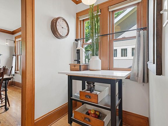 5th image of 2023 Princeton Ave