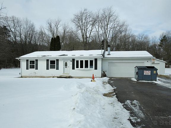 3033 n 33rd st-102