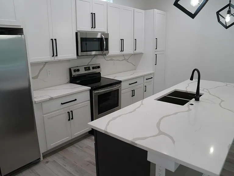 1516 Minnesota Ave #1 — Photo 4