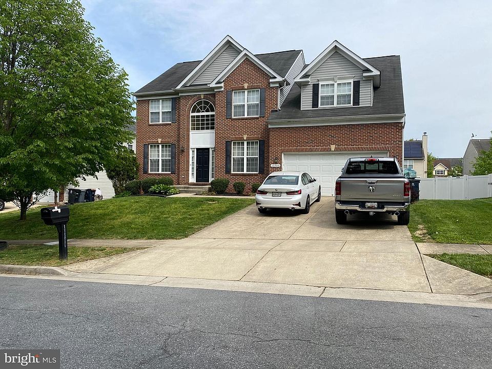 1st image of 11500 Hickory Dr