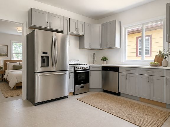 2nd image of 164 Bruckner Ave #2