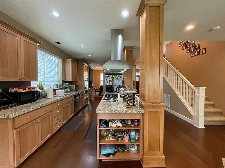 16670 NW Canton St — Photo 8