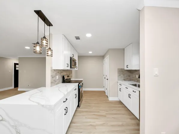 20322 Bishops Gate Ln, Humble, TX 77338