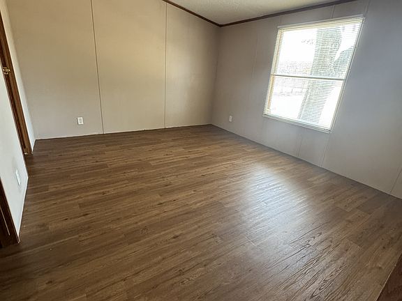 5th image of 7460 Kitty Hawk Rd #24