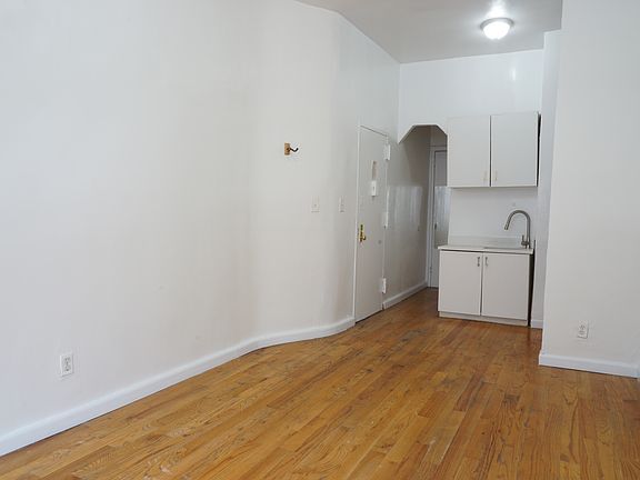 2nd image of 359 W 126th St APT 1A