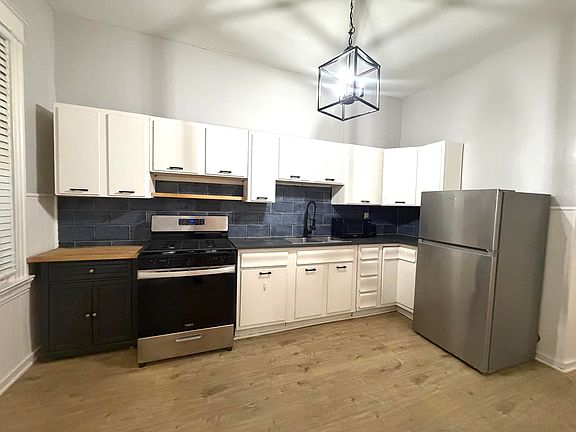 4th image of 3724 Huntington Ave