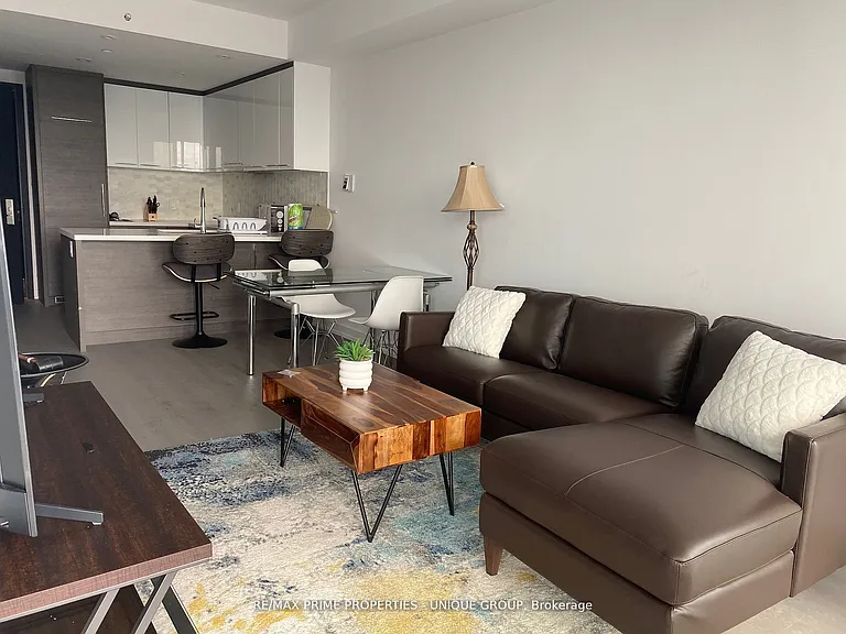 488 University Ave #3115 — Photo 5