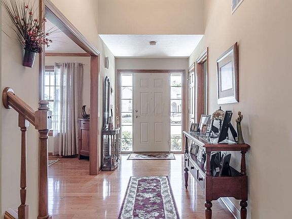 4th image of 214 Little Wolf Ct