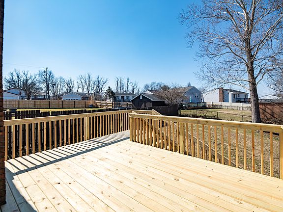 2nd image of 82 Kelley Dr
