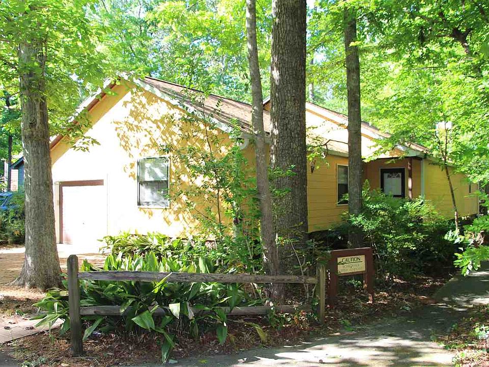 1st image of 1724 Silverwood Dr