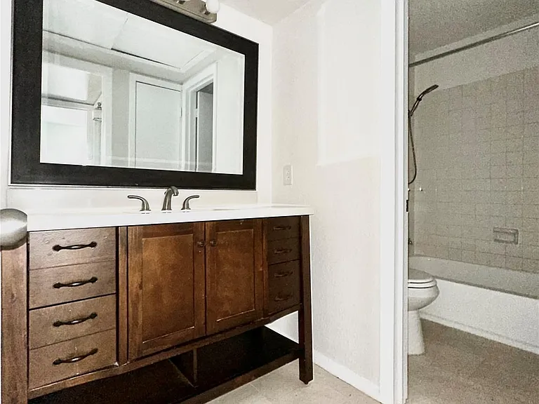 2800 Jeanetta St #704 — Photo 7