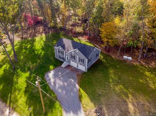 369 Day St, Brooklyn, CT 06234