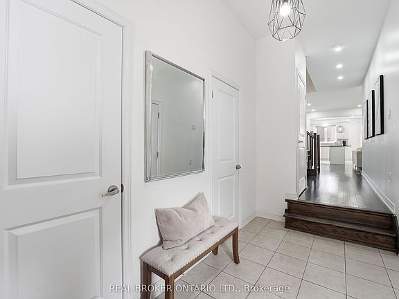 2nd image of 2056 Dale Rd