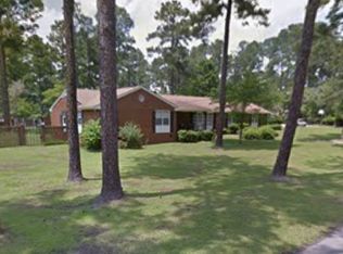 1607 Maple Dr, Dillon, SC 29536