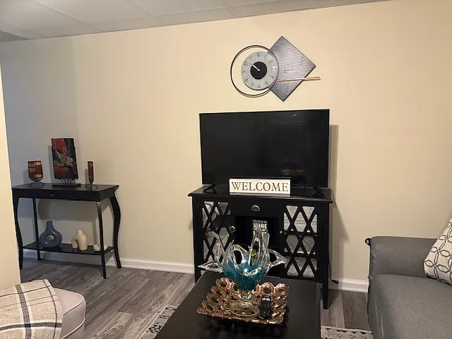 1 bed, 700 sqft, $1,200 — Photo 3