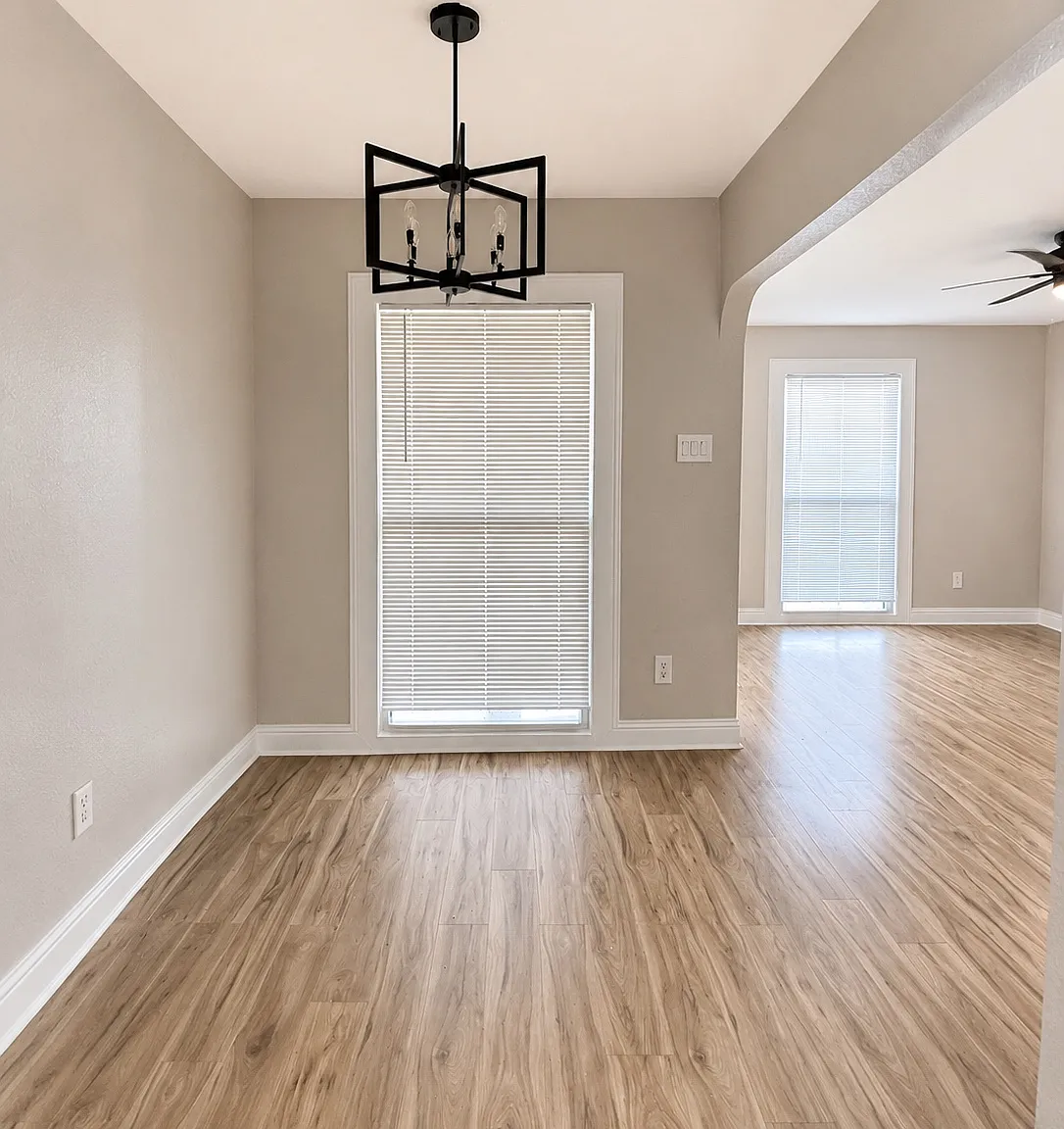 1 bed, 900 sqft, $1,675 — Photo 2