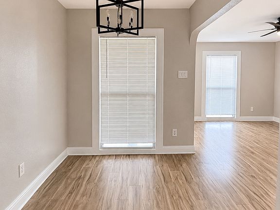 2nd image of 627 Hill St #B