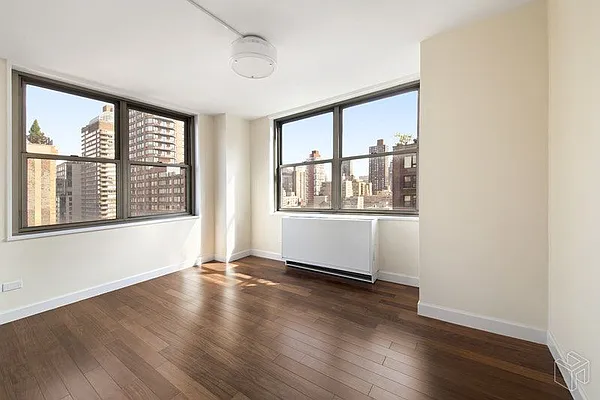 Rented by Halstead Real Estate | media 16