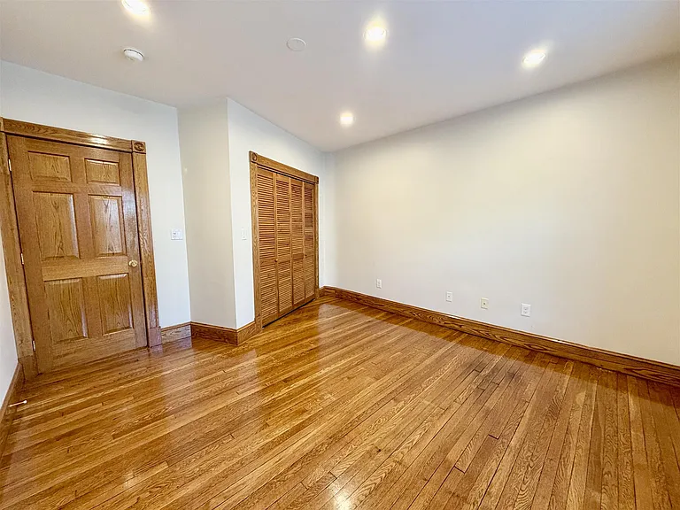 67 River St #3 — Photo 18