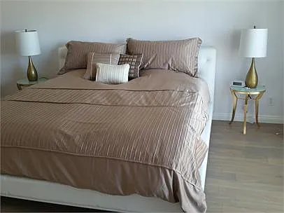 240 Calle Cuervo — Photo 11