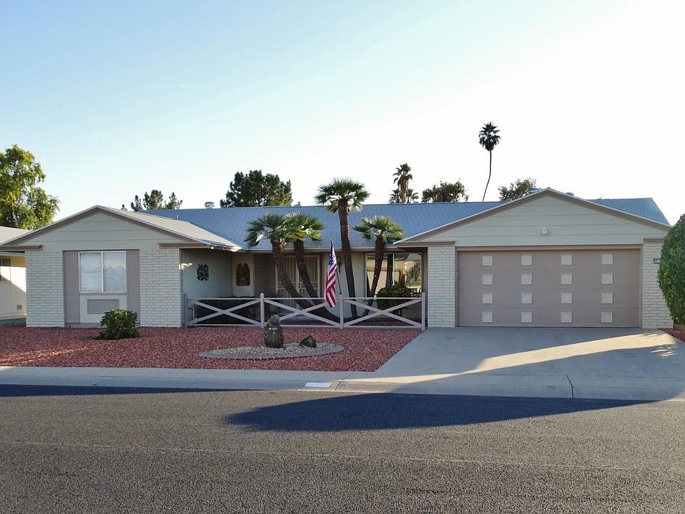 1st image of 9517 W Briarwood Cir