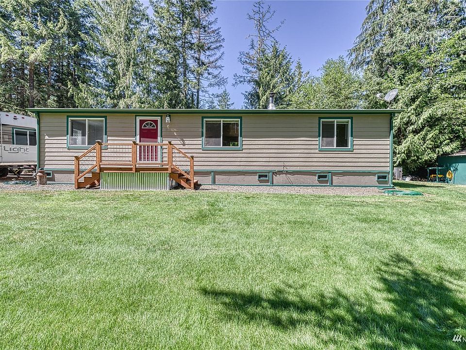 1st image of 905 Griffiths Ln W