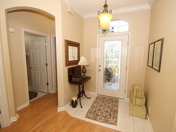 3rd image of 200 Stonington Way