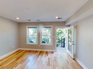 1152 Oates St NE APT 3, Washington, DC 20002