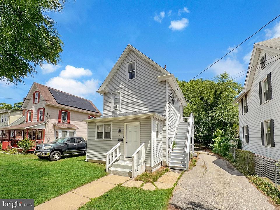 1st image of 31 S Myrtle St