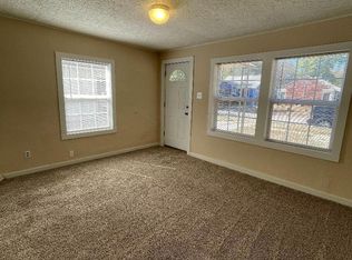 1122 S Laura Ave APT 1, Wichita, KS 67211