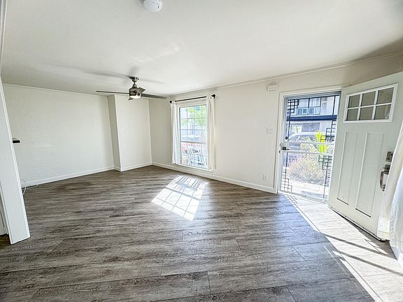 3rd image of 128 Ximeno Ave