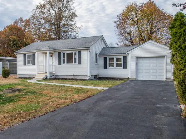 29 Kipp Avenue, Fishkill, NY 12524