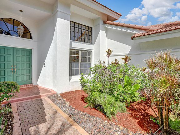 2nd image of 7101 Hialeah Ln