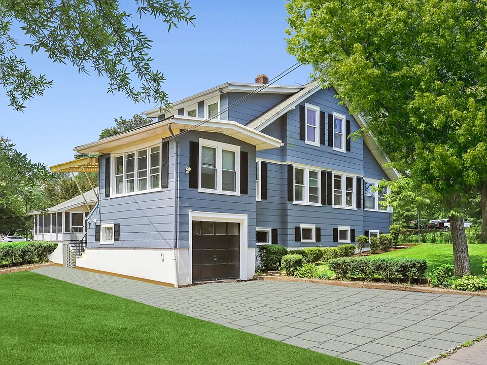 5 Rosedale Ave