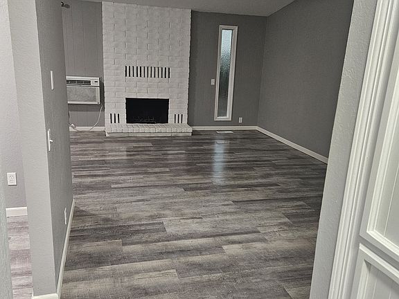 Front Entry Way