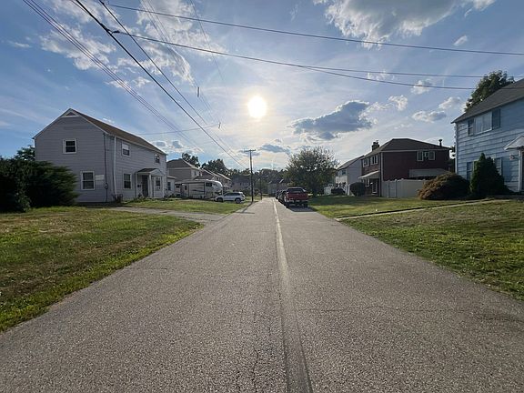 4th image of 613 Grandview Ave