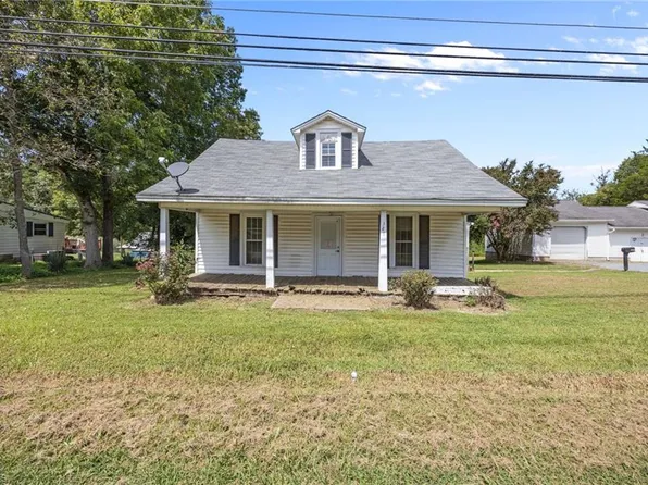 387 New Salem Rd, Randleman, NC 27317