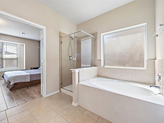 4th image of 21202 Mission Falls Dr #1