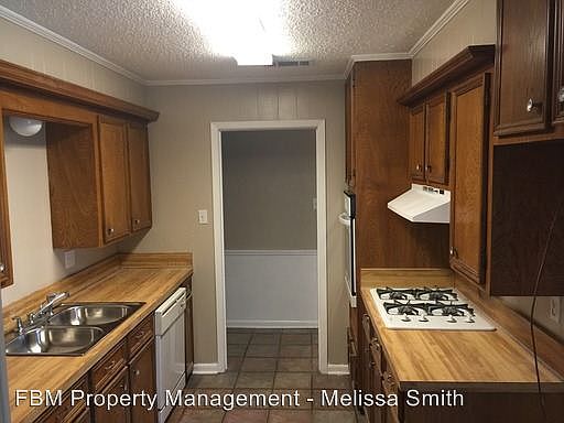 5th image of 3009 Purdue Dr